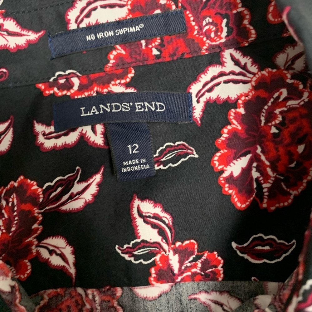 LANDS END WRINKLE FREE NO IRON FLORAL BUTTON DOWN
TUNIC BLOUSE-SIZE 12 - Picture 5 of 13